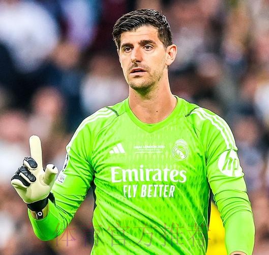 罗马诺:库尔图瓦已经伤愈 将首发出战阿森纳 罗马诺:库尔图瓦已经伤愈 将首发出战阿森纳